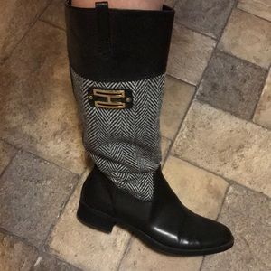 Women’s Tommy Hilfiger boots size 8